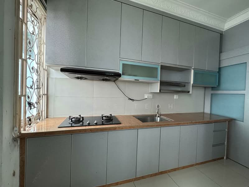 3-storey Terraced House for Rent in Batu Maung (Penang) - Chris Teoh - Kitchen - PropertyGuru.com.my