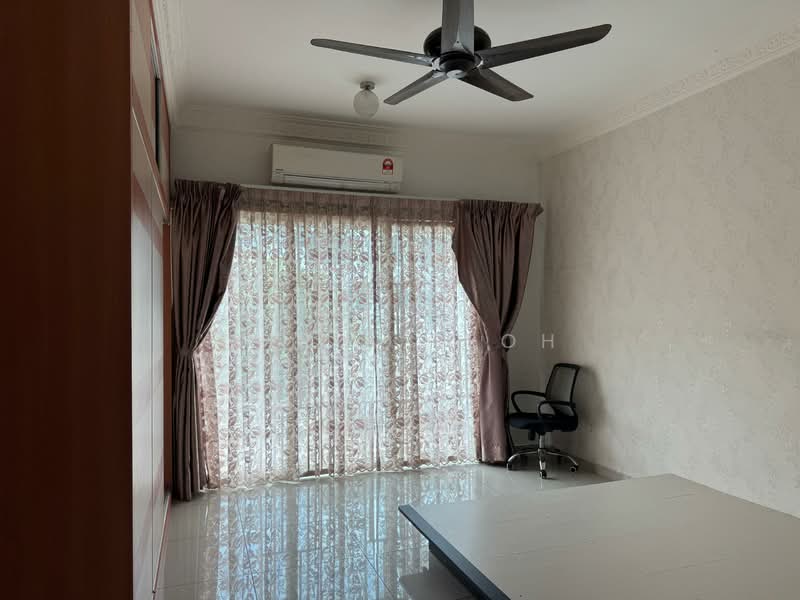 3-storey Terraced House for Rent in Batu Maung (Penang) - Chris Teoh - PropertyGuru.com.my