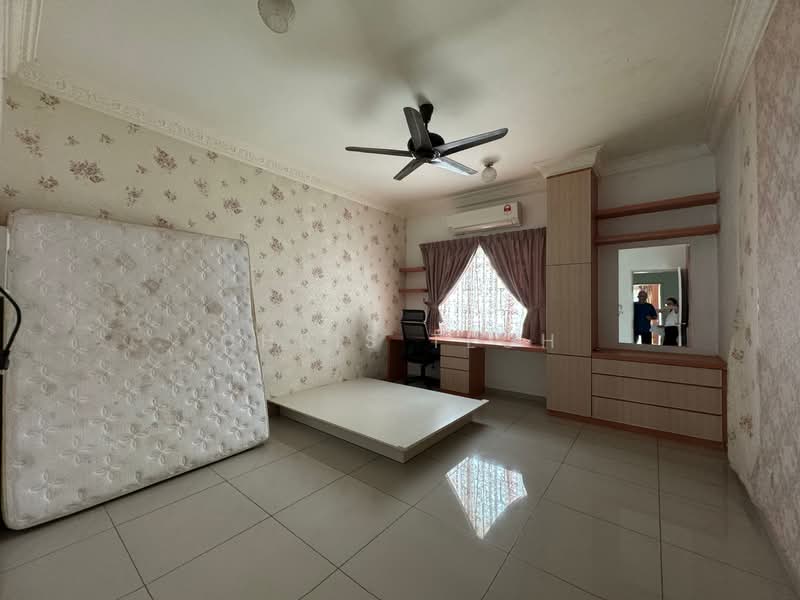 3-storey Terraced House for Rent in Batu Maung (Penang) - Chris Teoh - PropertyGuru.com.my