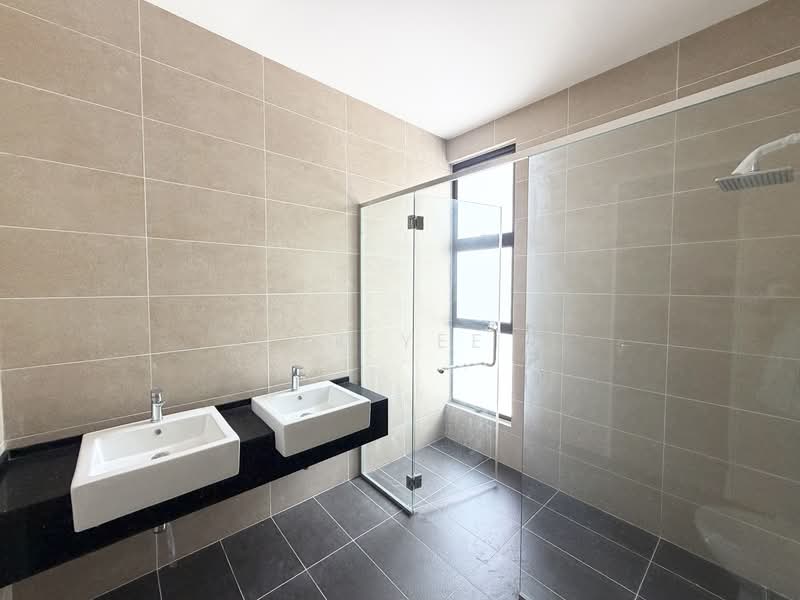 Semi-Detached House for Sale in Bandar Kinrara Seksyen 1 (Bandar Kinrara) - CK Yee - Bathroom - PropertyGuru.com.my