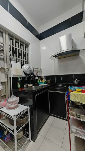 Rumah Teres 2 Tingkat untuk Dijual di Setia Tropika (Johor Bahru) - Michelle He - Kitchen - PropertyGuru.com.my