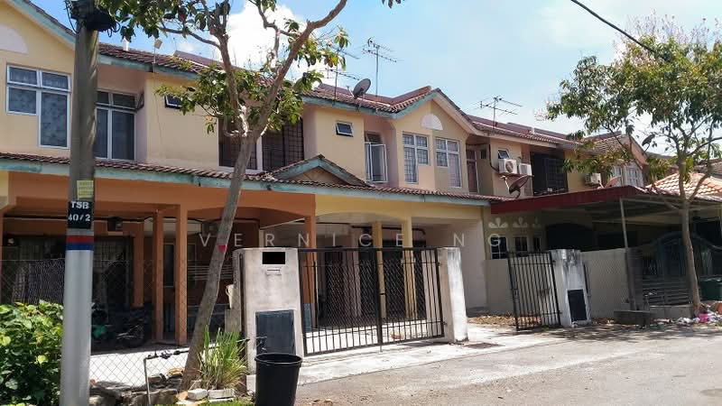 2-storey Terraced House for Sale in Taman Sri Bayu (Sepang) - Vernice Ng - Exterior - PropertyGuru.com.my