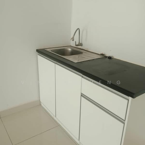 Service Residence for Sale at Atria SOFO Suites - Vincent Heng - Kitchen - PropertyGuru.com.my