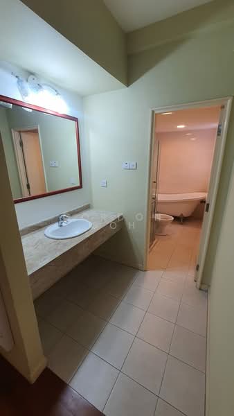 Kondominium untuk Disewa di Kiaramas Sutera - Gordon Goh - Bathroom - PropertyGuru.com.my