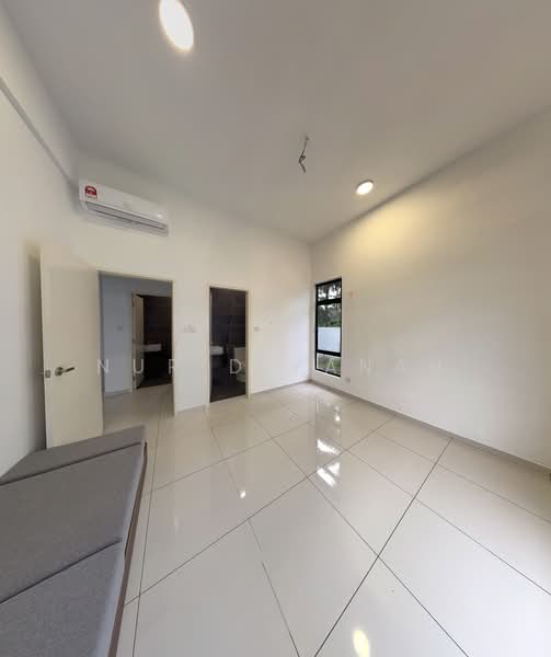 Rumah Berkembar untuk Dijual di Dengkil (Selangor) - Nur Diyanah - PropertyGuru.com.my