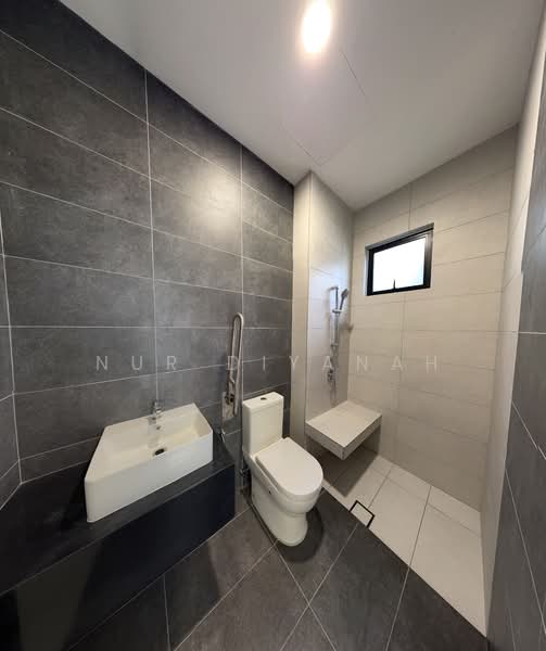 Rumah Berkembar untuk Dijual di Dengkil (Selangor) - Nur Diyanah - PropertyGuru.com.my
