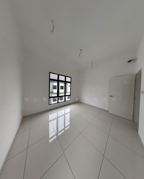 Rumah Berkembar untuk Dijual di Dengkil (Selangor) - Nur Diyanah - PropertyGuru.com.my