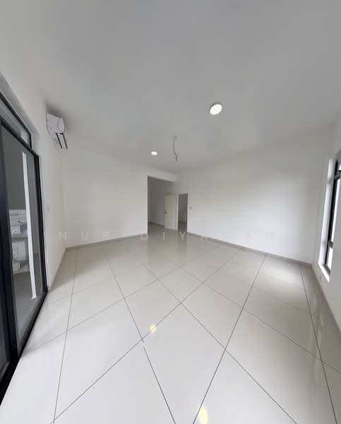 Rumah Berkembar untuk Dijual di Dengkil (Selangor) - Nur Diyanah - PropertyGuru.com.my