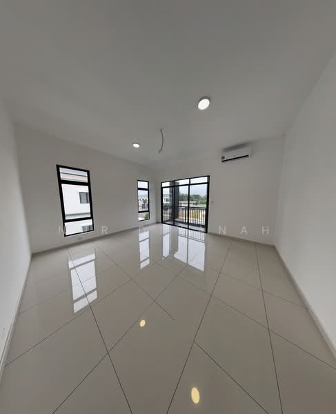 Rumah Berkembar untuk Dijual di Dengkil (Selangor) - Nur Diyanah - PropertyGuru.com.my