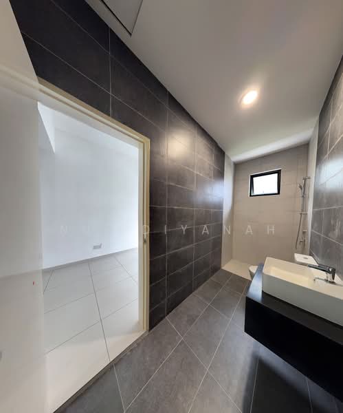 Rumah Berkembar untuk Dijual di Dengkil (Selangor) - Nur Diyanah - PropertyGuru.com.my
