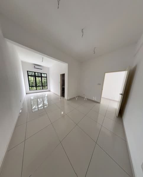 Rumah Berkembar untuk Dijual di Dengkil (Selangor) - Nur Diyanah - PropertyGuru.com.my