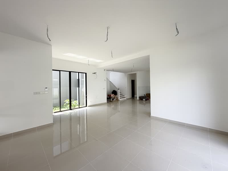 Semi-Detached House for Sale in Bandar Kinrara Seksyen 8 (Bandar Kinrara) - CK Yee - Interior - PropertyGuru.com.my