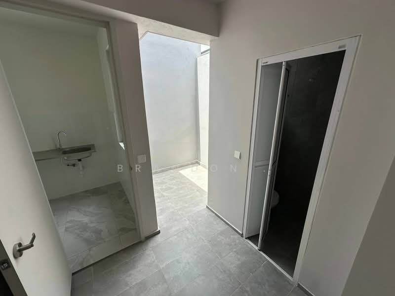 3-storey Terraced House for Sale in Taman Melawati (Ulu Kelang) - Brandon . - PropertyGuru.com.my