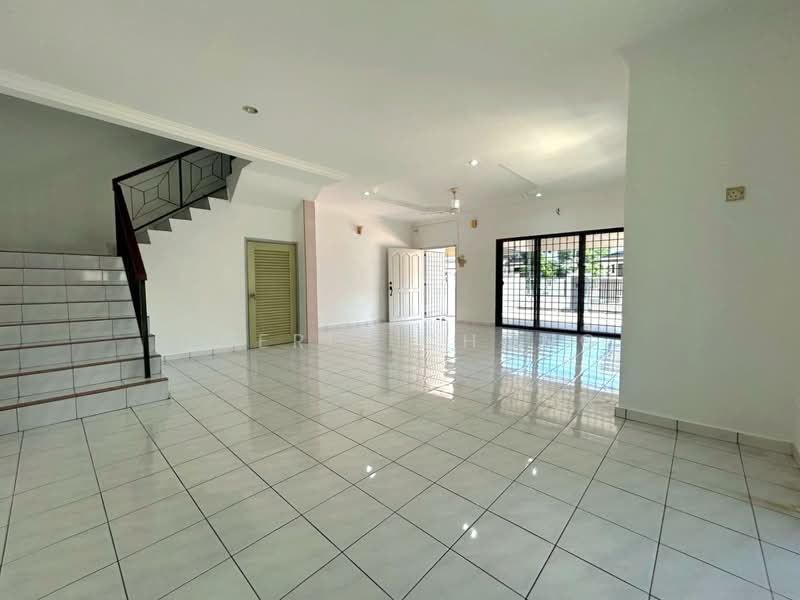 Semi-Detached House for Sale in Taman Sinfar (Ipoh) - Cherie Chong - PropertyGuru.com.my