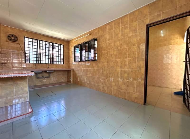 Semi-Detached House for Sale in Taman Sinfar (Ipoh) - Cherie Chong - PropertyGuru.com.my