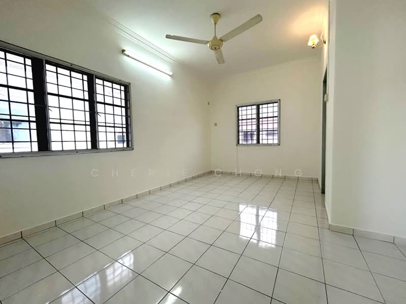 Semi-Detached House for Sale in Taman Sinfar (Ipoh) - Cherie Chong - PropertyGuru.com.my