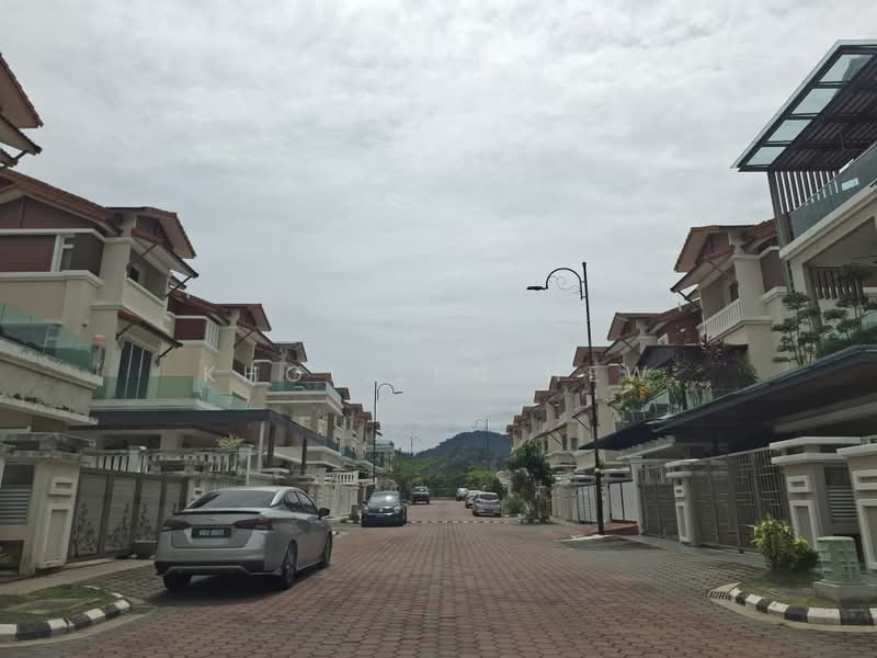 Rumah Berkembar untuk Dijual di Batu Caves (Selangor) - Khoi Sen Hew - Exterior - PropertyGuru.com.my