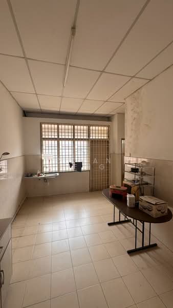 Kedai untuk Disewa di Sungai Tiram (Bayan Lepas) - Bryan Teng - Kitchen - PropertyGuru.com.my