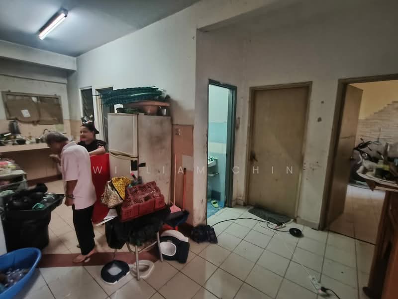Pangsapuri untuk Dijual di Pangsapuri Kiambang - William Chin - Kitchen - PropertyGuru.com.my