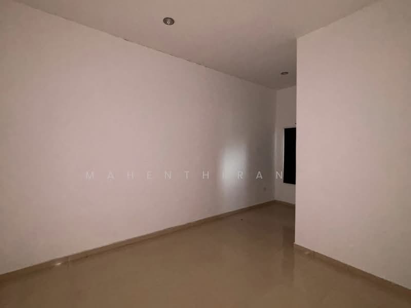 Rumah Teres 2 Tingkat untuk Dijual di Taman Bukit Kristal (Seremban) - Mahenthiran . - PropertyGuru.com.my