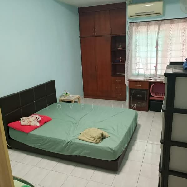 1.5-storey Terraced House for Sale in Taman Bukit Jaya (Ulu Tiram) - Jovel Lim - Bedroom - PropertyGuru.com.my