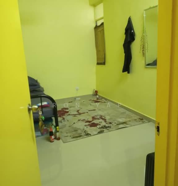 Flat for Sale at Mutiara Magna - Ron Yap - Bedroom - PropertyGuru.com.my