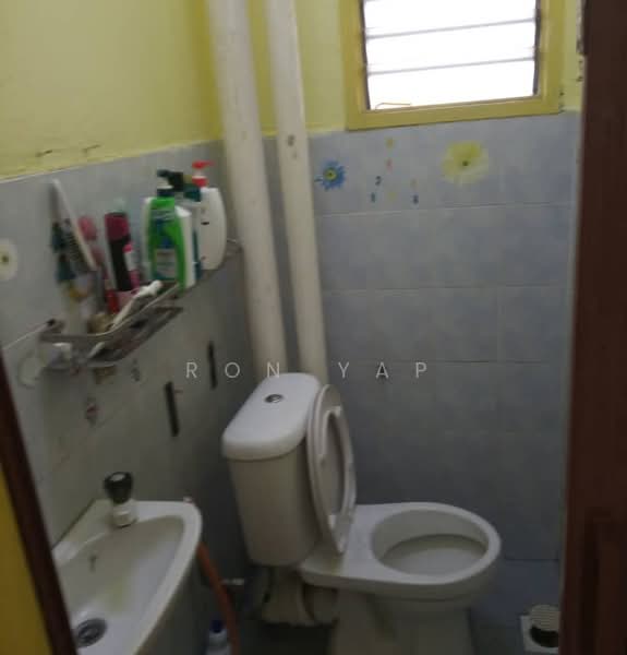 Flat for Sale at Mutiara Magna - Ron Yap - Bathroom - PropertyGuru.com.my