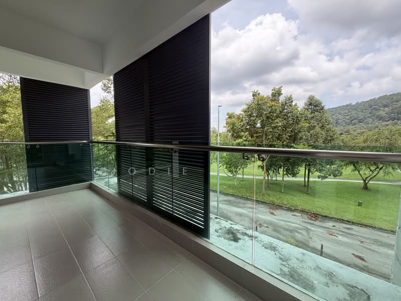 Townhouse for Sale in Taman Meru (Ipoh) - Jodie Kuan - Master Bedroom Balcony - PropertyGuru.com.my