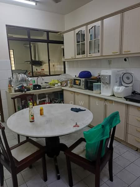 2-storey Terraced House for Sale in Petaling Jaya (Selangor) - Tien Yow Lai - Kitchen - PropertyGuru.com.my