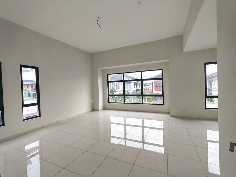 Bungalow House untuk Dijual di Taman Satu Krubong (Krubong) - Tim Piong - Living Room - PropertyGuru.com.my