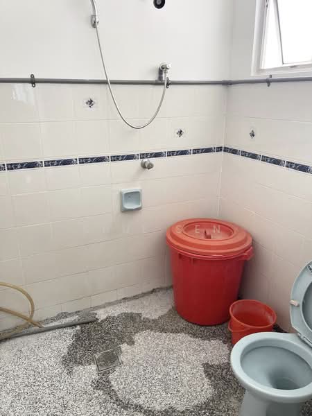 Kondominium untuk Disewa di Bam Villa - Shue Sen - Bathroom - PropertyGuru.com.my
