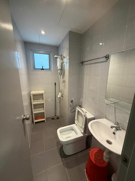 Condominium for Rent at The Edge Residence - Yao Tan - Bathroom - PropertyGuru.com.my