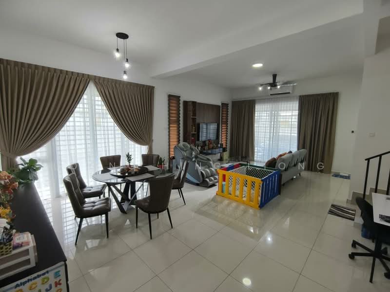 Rumah Teres 2 Tingkat untuk Dijual di Bandar Seri Alam (Masai) - Loong Hing Liong - Living Room - PropertyGuru.com.my