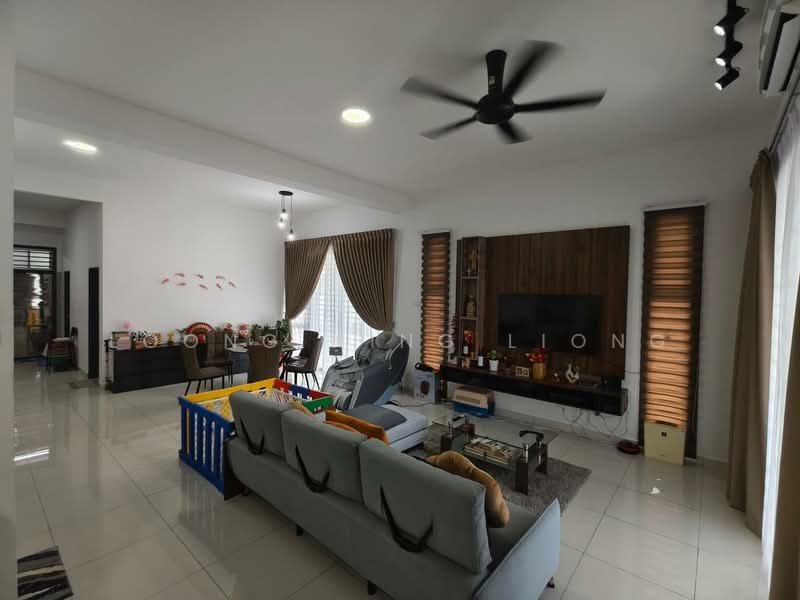 Rumah Teres 2 Tingkat untuk Dijual di Bandar Seri Alam (Masai) - Loong Hing Liong - Living Room - PropertyGuru.com.my