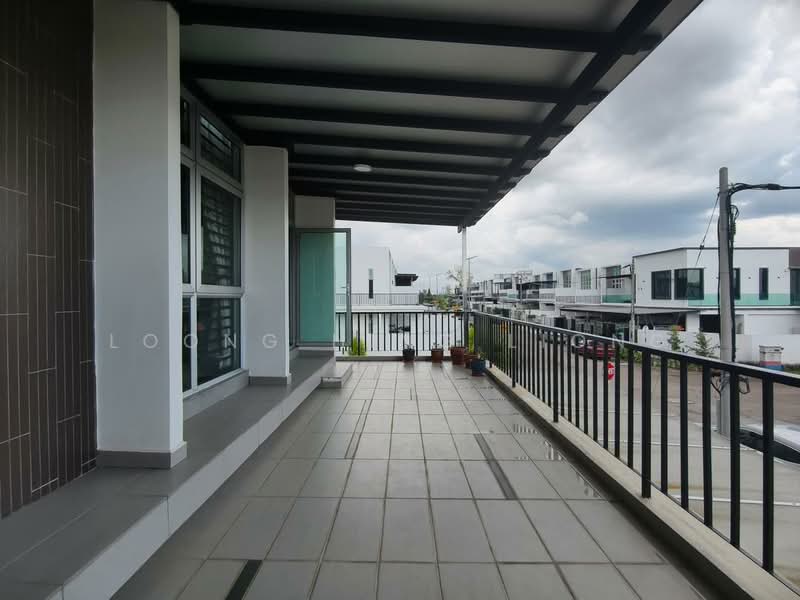 Rumah Teres 2 Tingkat untuk Dijual di Bandar Seri Alam (Masai) - Loong Hing Liong - Exterior - PropertyGuru.com.my