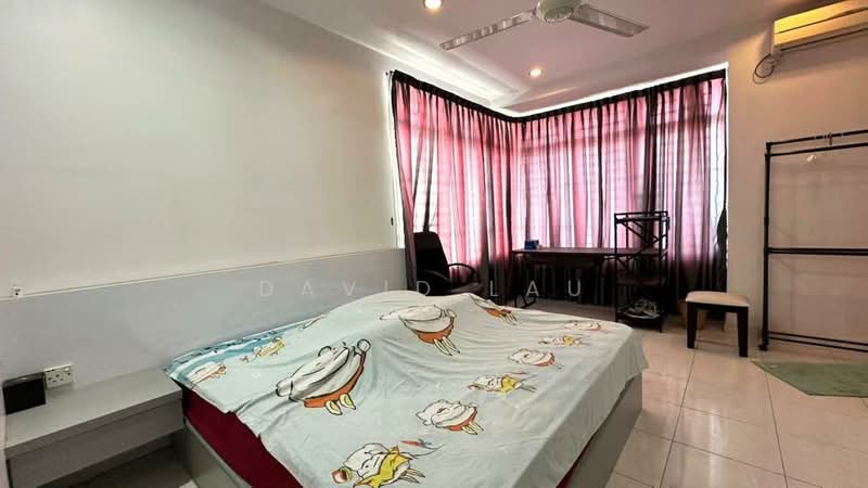 2.5-storey Terraced House for Sale in Taman Setia Indah (Tebrau) - David Lau - Bedroom - PropertyGuru.com.my