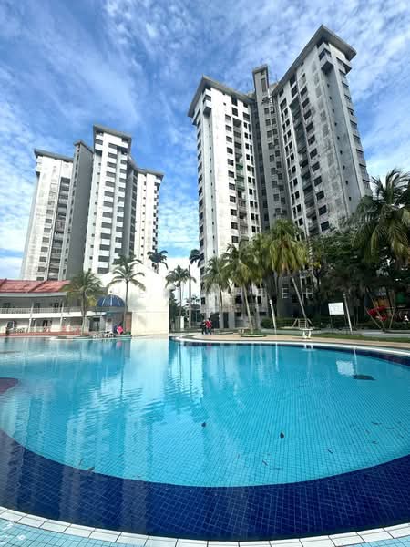Pangsapuri untuk Dijual di Mewah View Luxurious Apartments - Chen Shieh Yu - Exterior - PropertyGuru.com.my