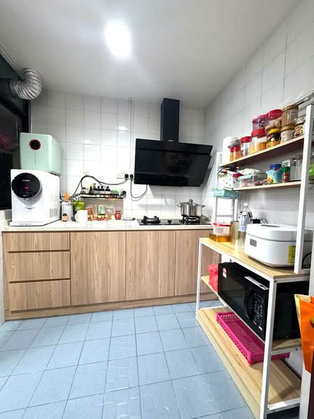 Pangsapuri untuk Dijual di Mewah View Luxurious Apartments - Chen Shieh Yu - Kitchen - PropertyGuru.com.my