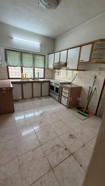 2-storey Terraced House for Sale in Usj 4 (Subang Jaya) - Tony Siow - Kitchen - PropertyGuru.com.my