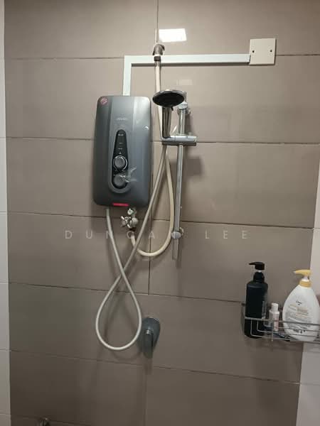 Service Residence for Rent at SkyVille 8 @ Benteng 8 - Duncan Lee - Bathroom - PropertyGuru.com.my