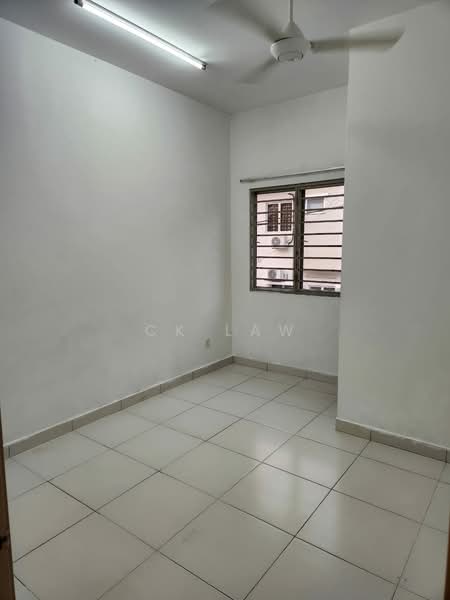 2-storey Terraced House for Rent in Taman Pelangi Semenyih 2 (Semenyih) - CK Law - Interior - PropertyGuru.com.my