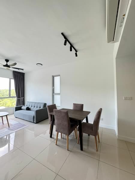 Kondominium untuk Disewa di Emerald Hill - Tien Yow Lai - Living Room - PropertyGuru.com.my
