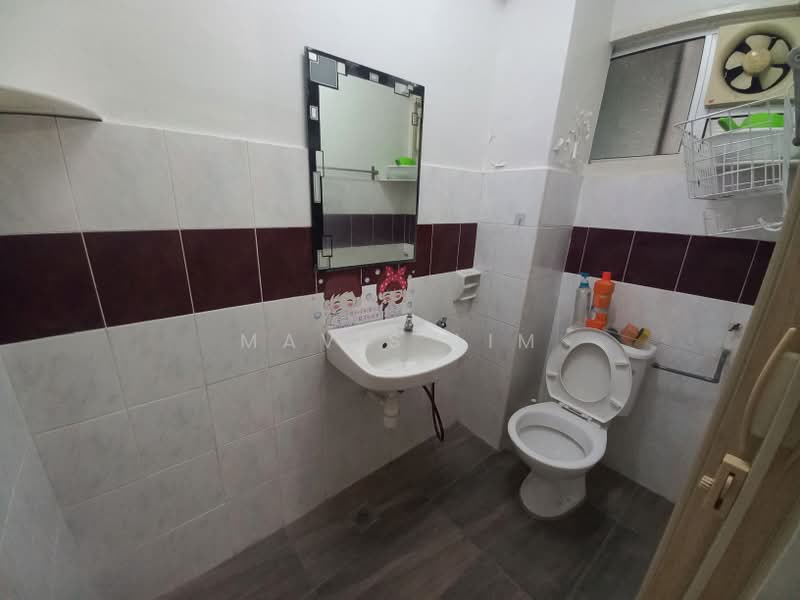 Kondominium untuk Disewa di Century Park - Mavis Lim - Bathroom - PropertyGuru.com.my