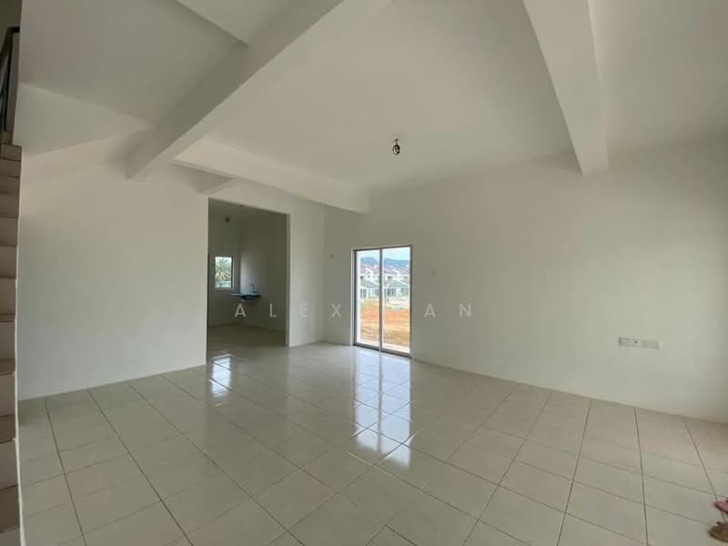 2-storey Terraced House for Sale in Klang (Selangor) - Alex Tan - Living Room - PropertyGuru.com.my