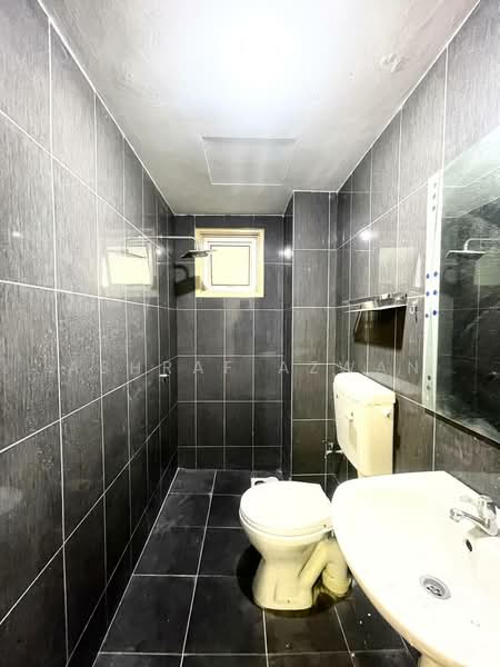 Apartment for Sale at Sri Lavender Apartment - Ashraf Azwan - Bathroom - PropertyGuru.com.my