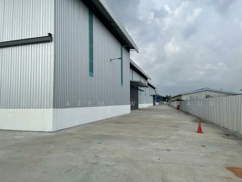 Kilang untuk Dijual di Klang (Selangor) - Wan Azemi Wan Daud - Exterior - PropertyGuru.com.my