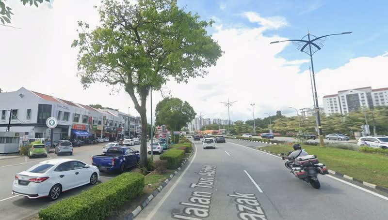 Shop / Office for Sale in Johor Bahru (Johor) - Liew Lih Yi - Exterior - PropertyGuru.com.my