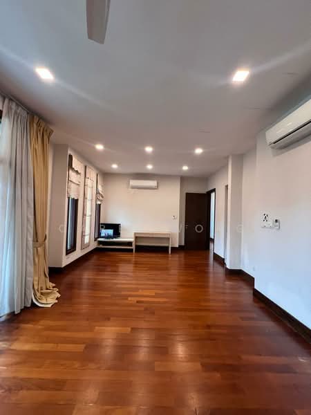 Bungalow House untuk Disewa di Mont Kiara (Kuala Lumpur) - Caren Wong - Living Room - PropertyGuru.com.my