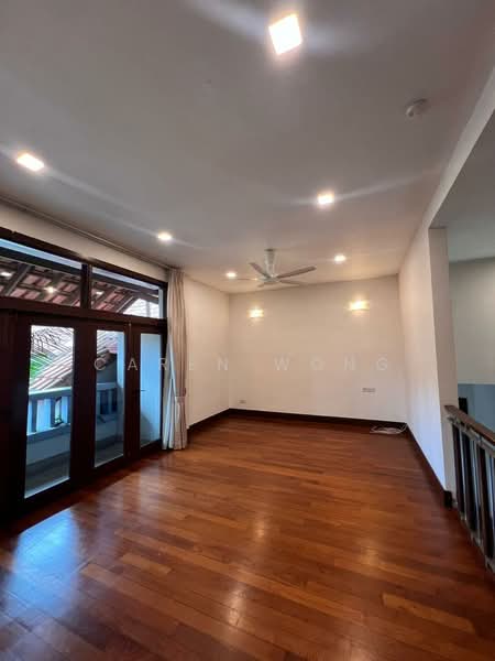 Bungalow House untuk Disewa di Mont Kiara (Kuala Lumpur) - Caren Wong - Living Room - PropertyGuru.com.my