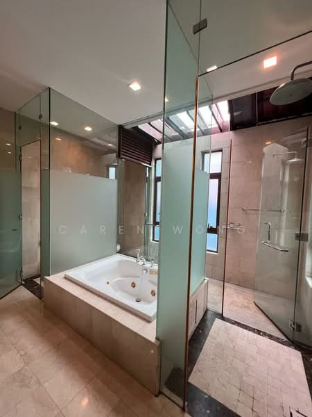 Bungalow House untuk Disewa di Mont Kiara (Kuala Lumpur) - Caren Wong - Bathroom - PropertyGuru.com.my